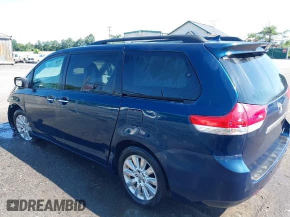 ✅ 2012 Toyota Sienna XLE • VIN: 5TDDK3DC8CS036344 • Lot: 42548259. Wystawiony na IAAI z przebiegiem 210 155 mil. Bezpłatny archiwum sprzedaży aukcyjnych z USA i szczegółowy raport historii pojazdu na DreamBid. Zdjęcie 3.