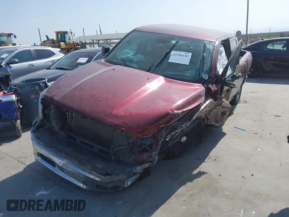 ✅ 2019 Ram 1500 Tradesman • VIN: 1C6RR6FG2KS653528 • Lot: 43504180. Wystawiony na IAAI z przebiegiem 170 955 mil. Bezpłatny archiwum sprzedaży aukcyjnych z USA i szczegółowy raport historii pojazdu na DreamBid. Zdjęcie 17.