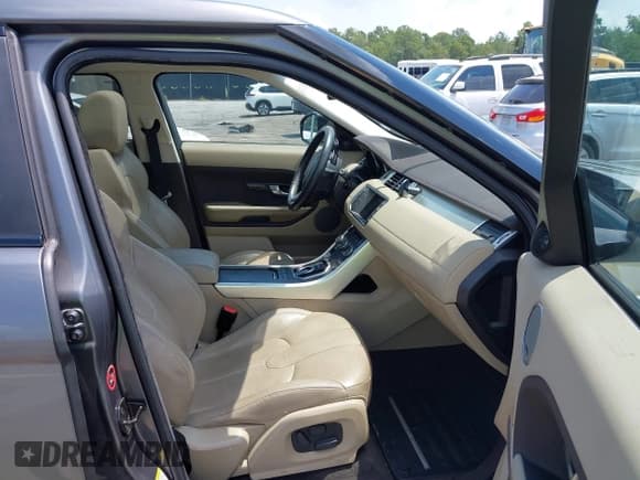 ✅ 2015 Land Rover Range Rover Evoque Pure Plus • VIN: SALVP2BG6FH041212 • Lot: 42867080. Listed on IAAI with 161,512 mi. Free auction sales archive from the USA and detailed vehicle history report at DreamBid. Image 5.