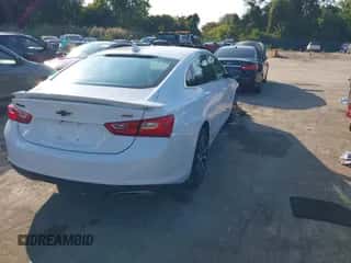 2022 Chevrolet Malibu RS z VIN 1G1ZG5STXNF207550, wystawiony jako IAAI lot #43280570 z przebiegiem 58 957 mil mil oraz . Historia ofert i sprzedaży dostępna na DreamBid. Obrazek 4.