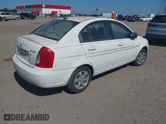 ✅ 2008 Hyundai Accent GLS • VIN: KMHCN46C18U271057 • Лот: 42797745. Опубликован ранее на IAAI с пробегом 127 320 миль. Бесплатный доступ к архиву аукционных продаж из США и подробный отчёт об истории автомобиля на DreamBid. Изображение 4.