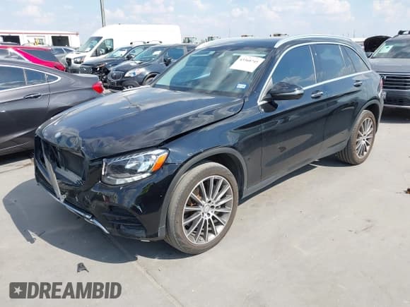 ✅ 2016 Mercedes-Benz GLC 300 • VIN: WDC0G4JB6GF107252 • Lot: 43368745. Listed on IAAI with 56,082 mi. Free auction sales archive from the USA and detailed vehicle history report at DreamBid. Image 17.