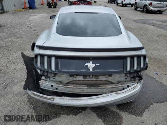 ✅ 2015 Ford Mustang V6 • VIN: 1FA6P8AMXF5434840 • Lot: 85901145. Listed on Copart with 119,046 mi. Free auction sales archive from the USA and detailed vehicle history report at DreamBid. Image 6.