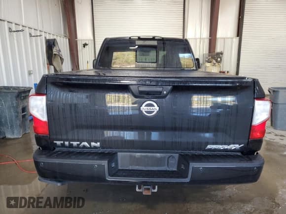 ✅ 2018 Nissan Titan SV • VIN: 1N6AA1C53JN535050 • Lot: 86888125. Listed on Copart with 66,174 mi. Free auction sales archive from the USA and detailed vehicle history report at DreamBid. Image 6.