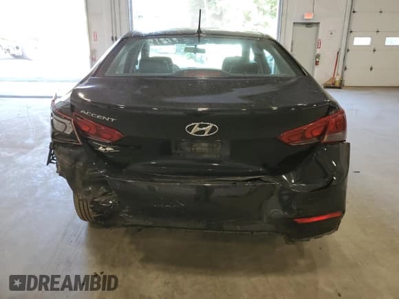 ✅ 2021 Hyundai Accent SE • VIN: 3KPC24A66ME135630 • Lot: 70182324. Wystawiony na Copart z przebiegiem 63 022 mil. Bezpłatny archiwum sprzedaży aukcyjnych z USA i szczegółowy raport historii pojazdu na DreamBid. Zdjęcie 6.