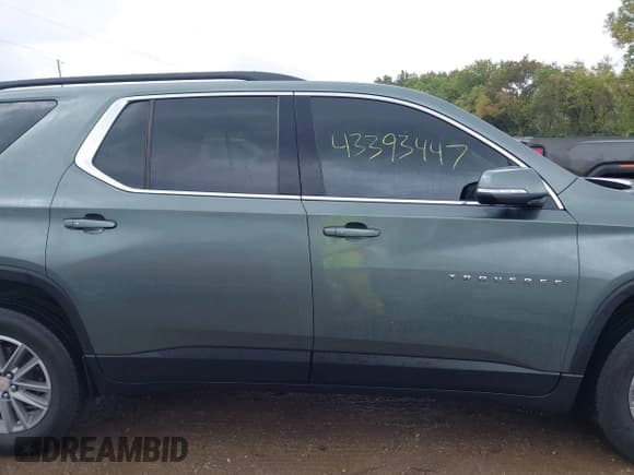 ✅ 2023 Chevrolet Traverse LT Cloth • VIN: 1GNERGKW0PJ274672 • Лот: 43393447. Опубликован ранее на IAAI с пробегом 27 273 миль. Бесплатный доступ к архиву аукционных продаж из США и подробный отчёт об истории автомобиля на DreamBid. Изображение 13.