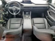 ✅ 2020 Mazda 3 • VIN: JM1BPALM3L1161384 • Lot: 55937155. Wystawiony na Copart z przebiegiem 89 812 mil. Bezpłatny archiwum sprzedaży aukcyjnych z USA i szczegółowy raport historii pojazdu na DreamBid. Zdjęcie 8.