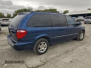 ✅ 2002 Dodge Caravan EX • VIN: 2B4GP74L22R523257 • Lot: 95723235. Listed on Copart with 71,312 mi. Free auction sales archive from the USA and detailed vehicle history report at DreamBid. Image 3.