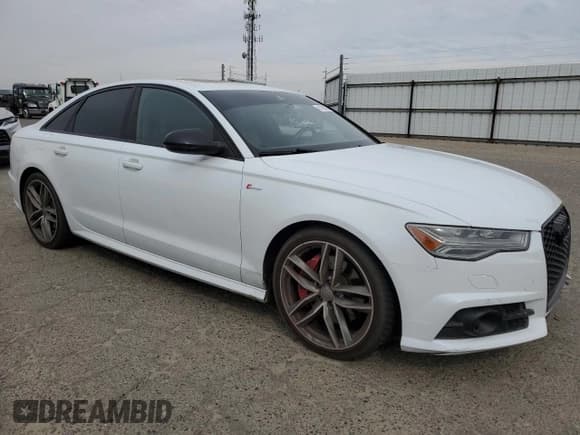 ✅ 2018 Audi A6 Premium Plus • VIN: WAUG3AFC1JN001043 • Lot: 81783635. Wystawiony na Copart z przebiegiem 114 478 mil. Bezpłatny archiwum sprzedaży aukcyjnych z USA i szczegółowy raport historii pojazdu na DreamBid. Zdjęcie 4.