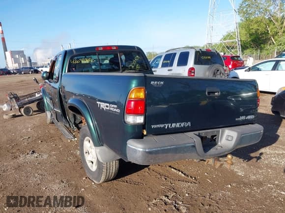 ✅ 2002 Toyota Tundra Limited • VIN: 5TBBT48172S230468 • Lot: 42095906. Wystawiony na IAAI z przebiegiem 297 589 mil. Bezpłatny archiwum sprzedaży aukcyjnych z USA i szczegółowy raport historii pojazdu na DreamBid. Zdjęcie 3.