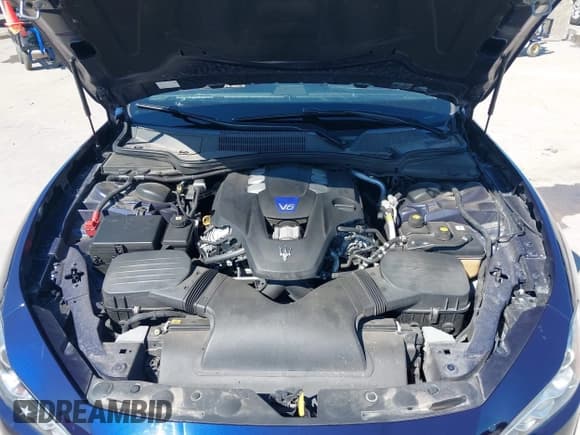 ✅ 2015 Maserati Ghibli S Q4 • VIN: ZAM57RTA3F1149382 • Lot: 42182510. Listed on IAAI with 33,671 mi. Free auction sales archive from the USA and detailed vehicle history report at DreamBid. Image 10.