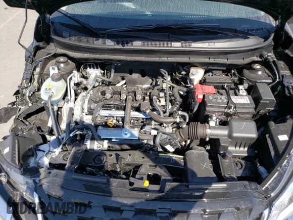 ✅ 2025 Nissan Kicks Play S • VIN: 3N1CP5BV4SL484892 • Lot: 70839875. Listed on Copart with 1,901 mi. Free auction sales archive from the USA and detailed vehicle history report at DreamBid. Image 12.