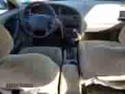 2002 Hyundai Elantra GLS с VIN KMHDN45D82U329221, выставлен на аукционе Copart как лот 83601514 с пробегом 138 285 миль миль и На запчасти • Non repairable. История ставок и продаж доступна на DreamBid. Изображение 8.