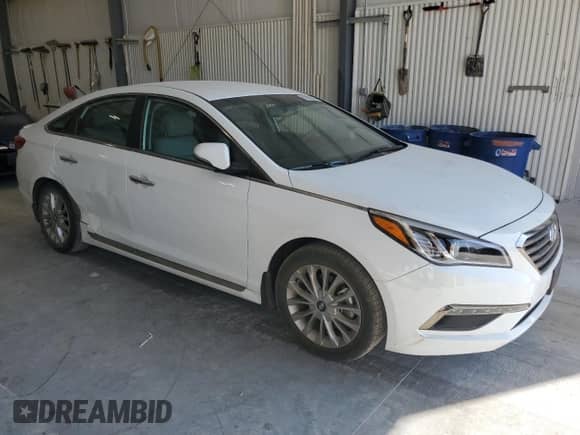 2015 Hyundai Sonata Sport z VIN 5NPE34AF5FH124560, wystawiony jako Copart lot #82008965 z przebiegiem 28 811 mil mil oraz Szkoda całkowita • Salvage title. Historia ofert i sprzedaży dostępna na DreamBid. Obrazek 4.