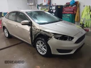 ✅ 2017 Ford Focus SE • VIN: 1FADP3F23HL323711 • Lot: 43827912. Listed on IAAI with 32,317 mi. Free auction sales archive from the USA and detailed vehicle history report at DreamBid. Image 1.
