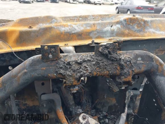 ✅ 2019 Chevrolet Tahoe LT • VIN: 1GNSKBKC5KR105032 • Lot: 43543352. Wystawiony na IAAI z przebiegiem Nie podano. Bezpłatny archiwum sprzedaży aukcyjnych z USA i szczegółowy raport historii pojazdu na DreamBid. Zdjęcie 7.