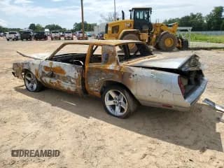 ✅ 1985 Chevrolet Monte Carlo Sport SS • VIN: 1G1GZ37GXFR115095 • Лот: 62680814. Опубликован ранее на Copart с пробегом Не указан. Бесплатный доступ к архиву аукционных продаж из США и подробный отчёт об истории автомобиля на DreamBid. Изображение 2.