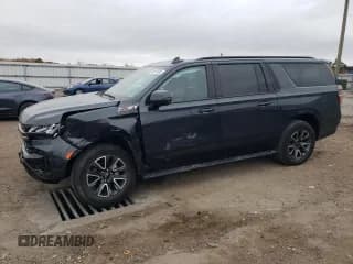 ✅ 2022 Chevrolet Suburban Z71 • VIN: 1GNSKDKD3NR196942 • Lot: 90234935. Wystawiony na Copart z przebiegiem 28 796 mil. Bezpłatny archiwum sprzedaży aukcyjnych z USA i szczegółowy raport historii pojazdu na DreamBid. Zdjęcie 1.