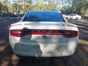 ✅ 2015 Dodge Charger SE • VIN: 2C3CDXBG3FH836138 • Lot: 43469188. Wystawiony na IAAI z przebiegiem 68 846 mil. Bezpłatny archiwum sprzedaży aukcyjnych z USA i szczegółowy raport historii pojazdu na DreamBid. Zdjęcie 17.