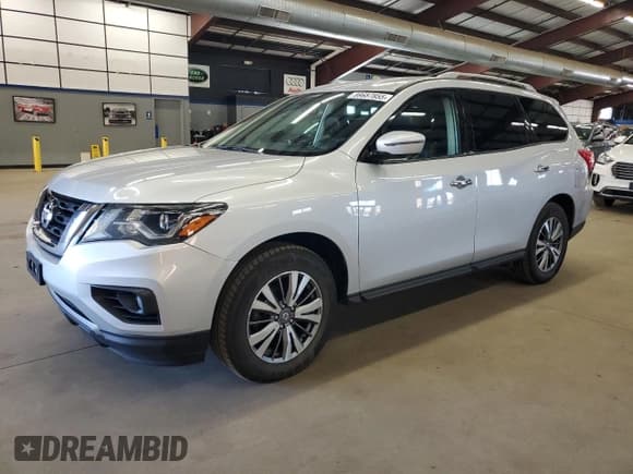 ✅ 2019 Nissan Pathfinder S • VIN: 5N1DR2MM5KC615558 • Лот: 89687855. Опубликован ранее на Copart с пробегом 120 145 миль. Бесплатный доступ к архиву аукционных продаж из США и подробный отчёт об истории автомобиля на DreamBid. Изображение 1.