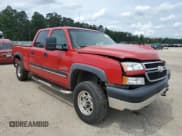 ✅ 2006 Chevrolet Silverado 2500HD LT1 • VIN: 1GCHC23246F112020 • Лот: 62699435. Опубликован ранее на Copart с пробегом 458 013 миль. Бесплатный доступ к архиву аукционных продаж из США и подробный отчёт об истории автомобиля на DreamBid. Изображение 4.