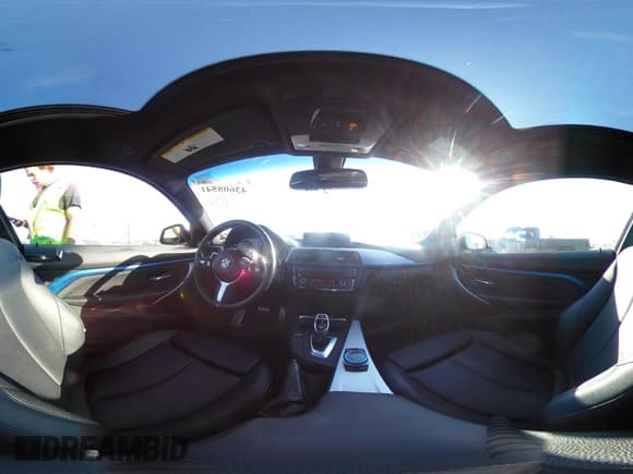 ✅ 2014 BMW 4 Series 428i • VIN: WBA3N7C50EF718938 • Lot: 43608541. Wystawiony na IAAI z przebiegiem 166 253 mil. Bezpłatny archiwum sprzedaży aukcyjnych z USA i szczegółowy raport historii pojazdu na DreamBid. Zdjęcie 18.