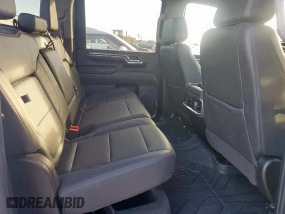 ✅ 2024 Chevrolet Silverado 2500HD LTZ • VIN: 2GC4YPE70R1142911 • Лот: 90225175. Опубликован ранее на Copart с пробегом 73 681 миль. Бесплатный доступ к архиву аукционных продаж из США и подробный отчёт об истории автомобиля на DreamBid. Изображение 10.