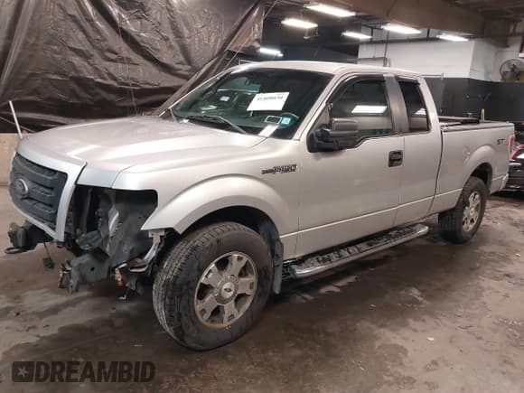 ✅ 2010 Ford F-150 XL • VIN: 1FTEX1EW8AFC67521 • Lot: 41408030. Listed on IAAI with 137,121 mi. Free auction sales archive from the USA and detailed vehicle history report at DreamBid. Image 19.