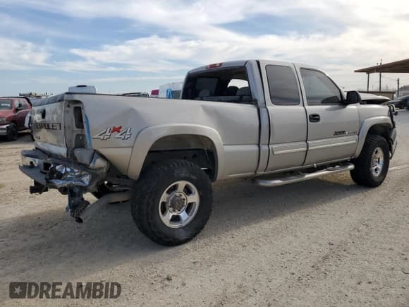 ✅ 2005 Chevrolet Silverado 2500HD LT • VIN: 1GCHK29U95E293793 • Lot: 78213934. Listed on Copart with Not provided. Free auction sales archive from the USA and detailed vehicle history report at DreamBid. Image 3.