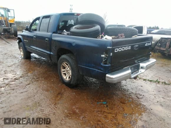 ✅ 2002 Dodge Dakota SLT • VIN: 1B7HG48N82S725133 • Лот: 41025253. Опубликован ранее на IAAI с пробегом Не указан. Бесплатный доступ к архиву аукционных продаж из США и подробный отчёт об истории автомобиля на DreamBid. Изображение 3.