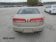 ✅ 2010 Lincoln MKZ • VIN: 3LNHL2GC5AR640417 • Lot: 87050475. Listed on Copart with 147,605 mi. Free auction sales archive from the USA and detailed vehicle history report at DreamBid. Image 6.