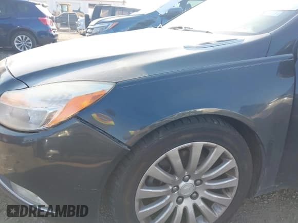 ✅ 2013 Buick Regal Turbo Premium 1 • VIN: 2G4GS5EV0D9175334 • Lot: 42839201. Wystawiony na IAAI z przebiegiem 199 585 mil. Bezpłatny archiwum sprzedaży aukcyjnych z USA i szczegółowy raport historii pojazdu na DreamBid. Zdjęcie 6.