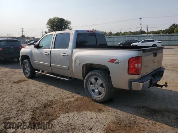 ✅ 2008 Chevrolet Silverado 1500 LTZ • VIN: 2GCEK133681101586 • Lot: 75098234. Listed on Copart with 188,518 mi. Free auction sales archive from the USA and detailed vehicle history report at DreamBid. Image 2.