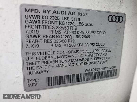 ✅ 2023 Audi Q3 S line Premium • VIN: WA1DECF30P1123091 • Lot: 90890835. Wystawiony na Copart z przebiegiem 29 945 mil. Bezpłatny archiwum sprzedaży aukcyjnych z USA i szczegółowy raport historii pojazdu na DreamBid. Zdjęcie 14.