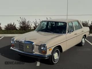 ✅ 1971 Mercedes-Benz 220 • VIN: 11501010064211 • Lot: 91277475. Listed on Copart with 43,818 mi. Free auction sales archive from the USA and detailed vehicle history report at DreamBid. Image 2.