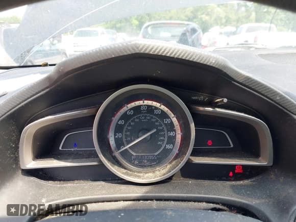 ✅ 2015 Mazda 3 i SV • VIN: JM1BM1T7XF1236296 • Lot: 42473451. Listed on IAAI with 130,955 mi. Free auction sales archive from the USA and detailed vehicle history report at DreamBid. Image 7.