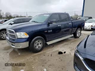 2017 Ram 1500 Big Horn z VIN 1C6RR7TT4HS822593, wystawiony jako Copart lot #50744825 z przebiegiem 193 062 mil mil oraz Szkoda całkowita • Salvage title. Historia ofert i sprzedaży dostępna na DreamBid. Obrazek 1.