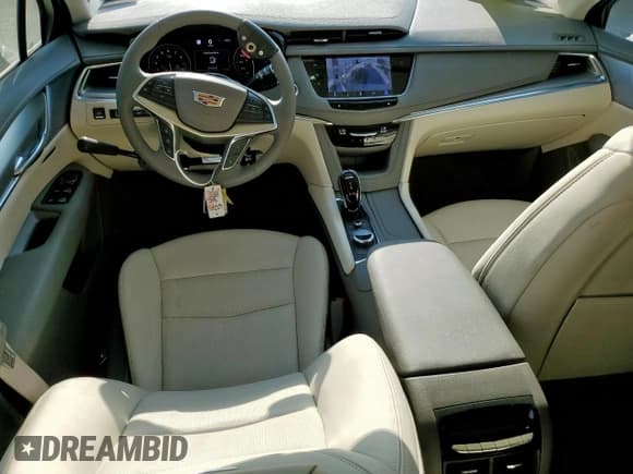 ✅ 2025 Cadillac XT5 FWD Premium Luxury • VIN: 1GYKNCRS8SZ134506 • Lot: 67995955. Listed on Copart with 1,965 mi. Free auction sales archive from the USA and detailed vehicle history report at DreamBid. Image 8.