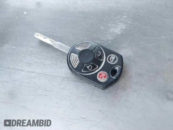 ✅ 2018 Ford Transit • VIN: 1FTYR1ZM2JKA58427 • Lot: 41830498. Listed on IAAI with 88,565 mi. Free auction sales archive from the USA and detailed vehicle history report at DreamBid. Image 11.