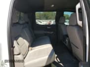 ✅ 2021 Chevrolet Silverado 1500 LTZ • VIN: 3GCUYGED5MG104516 • Lot: 70600264. Wystawiony na Copart z przebiegiem 84 904 mil. Bezpłatny archiwum sprzedaży aukcyjnych z USA i szczegółowy raport historii pojazdu na DreamBid. Zdjęcie 10.