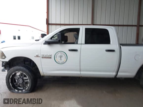 ✅ 2018 Ram 2500 Tradesman • VIN: 3C6UR5CL2JG283449 • Lot: 42113371. Listed on IAAI with 127,352 mi. Free auction sales archive from the USA and detailed vehicle history report at DreamBid. Image 15.