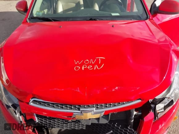 ✅ 2014 Chevrolet Cruze 2LT • VIN: 1G1PE5SB4E7454044 • Lot: 43722929. Listed on IAAI with 110,817 mi. Free auction sales archive from the USA and detailed vehicle history report at DreamBid. Image 10.