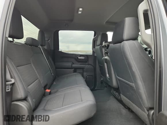 ✅ 2019 Chevrolet Silverado 1500 LT • VIN: 3GCUYDED8KG154497 • Lot: 92683975. Wystawiony na Copart z przebiegiem 92 510 mil. Bezpłatny archiwum sprzedaży aukcyjnych z USA i szczegółowy raport historii pojazdu na DreamBid. Zdjęcie 10.