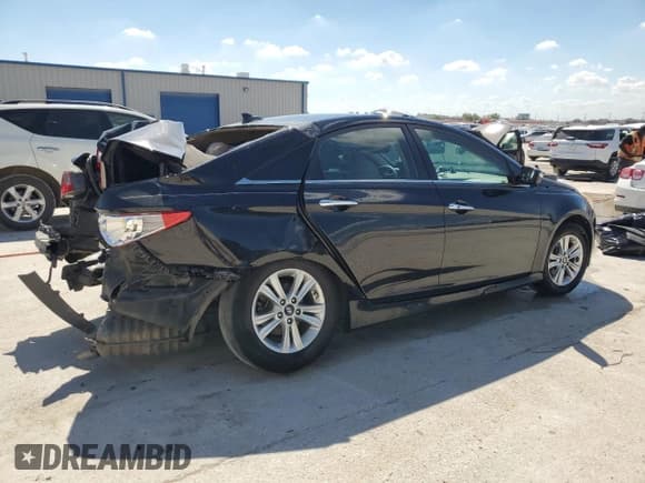 ✅ 2014 Hyundai Sonata GLS • VIN: 5NPEB4AC6EH908365 • Lot: 69213784. Listed on Copart with 140,990 mi. Free auction sales archive from the USA and detailed vehicle history report at DreamBid. Image 3.