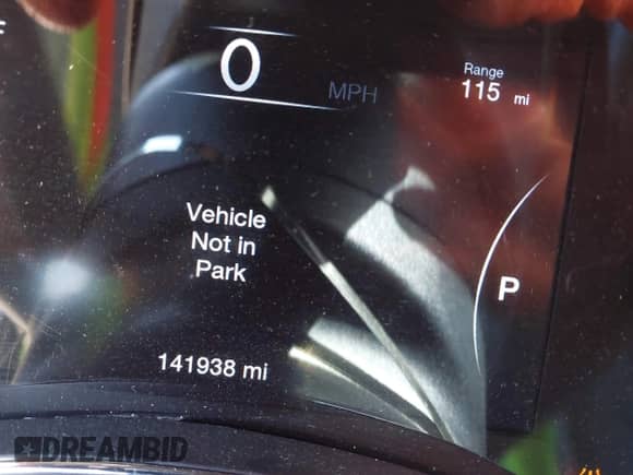 2018 Jeep Grand Cherokee Limited z VIN 1C4RJEBG5JC512008, wystawiony jako IAAI lot #42897081 z przebiegiem 141 938 mil mil oraz . Historia ofert i sprzedaży dostępna na DreamBid. Obrazek 16.