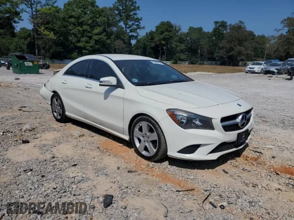 2015 Mercedes-Benz CLA 250 z VIN WDDSJ4EB9FN212985, wystawiony jako Copart lot #80586155 z przebiegiem 141 973 mil mil oraz Szkoda całkowita • Salvage title. Historia ofert i sprzedaży dostępna na DreamBid. Obrazek 4.