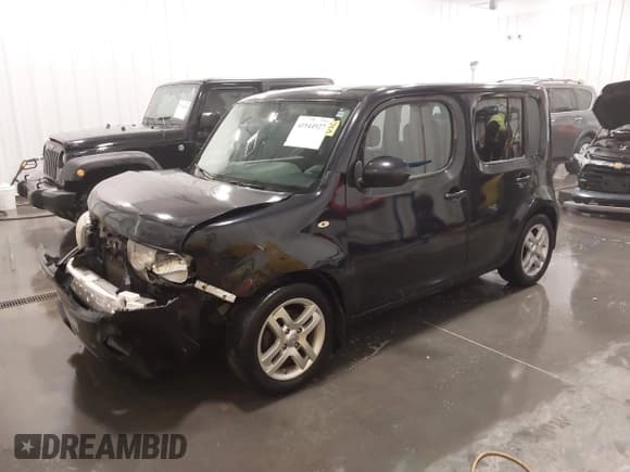 ✅ 2010 Nissan Cube S • VIN: JN8AZ2KR7AT165551 • Lot: 41944927. Wystawiony na IAAI z przebiegiem 261 976 mil. Bezpłatny archiwum sprzedaży aukcyjnych z USA i szczegółowy raport historii pojazdu na DreamBid. Zdjęcie 2.