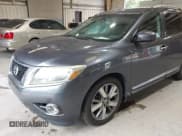 ✅ 2014 Nissan Pathfinder S • VIN: 5N1AR2MN9EC618382 • Lot: 42086197. Listed on IAAI with 98,763 mi. Free auction sales archive from the USA and detailed vehicle history report at DreamBid. Image 2.