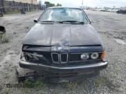 ✅ 1989 BMW 6 Series • VIN: WBAEC8411K3268519 • Lot: 70029674. Wystawiony na Copart z przebiegiem 85 278 mil. Bezpłatny archiwum sprzedaży aukcyjnych z USA i szczegółowy raport historii pojazdu na DreamBid. Zdjęcie 5.