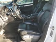 ✅ 2016 Porsche Cayenne GTS • VIN: WP1AD2A21GLA75494 • Lot: 68533835. Wystawiony na Copart z przebiegiem 97 882 mil. Bezpłatny archiwum sprzedaży aukcyjnych z USA i szczegółowy raport historii pojazdu na DreamBid. Zdjęcie 7.